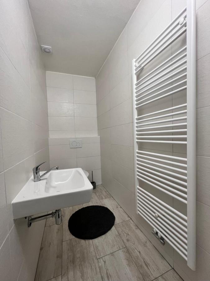 Prosecne Apartmany Victory Residence מראה חיצוני תמונה
